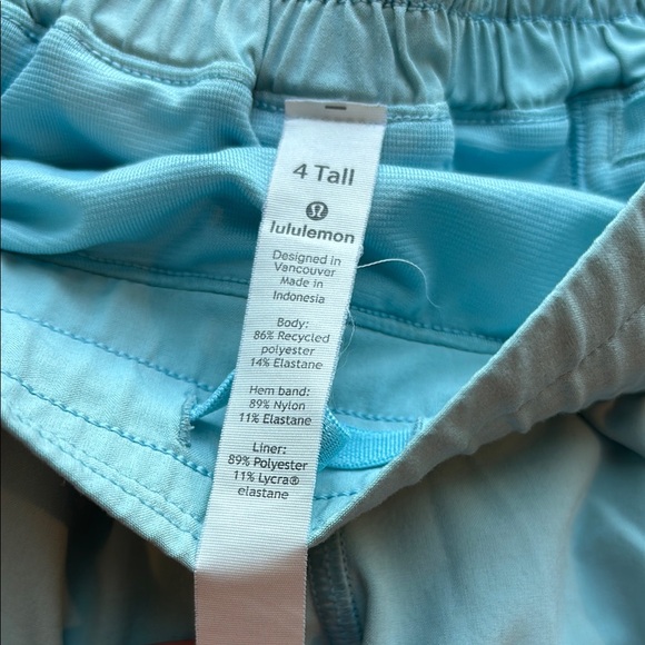 lululemon athletica Women's Aqua Athletic Shorts - Picture 2 of 4